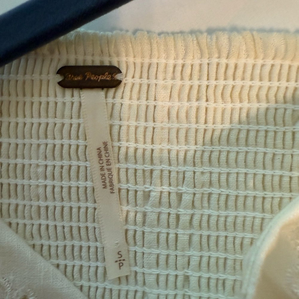 Free people cotton off white tank top size XS/S